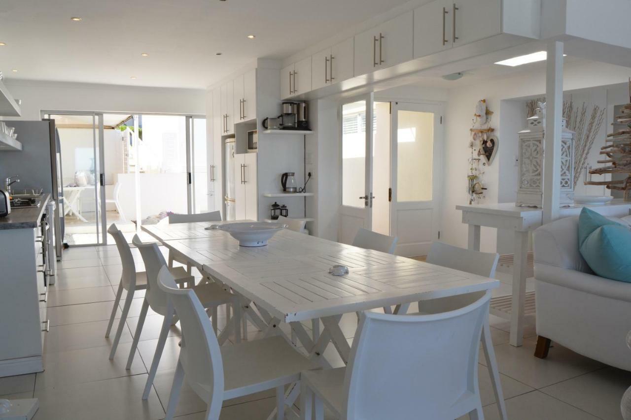 Whale View Hermanus Beach Club Villa Esterno foto